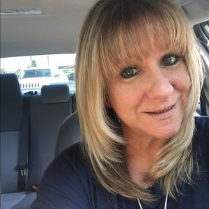 Meet your Posher, Kim